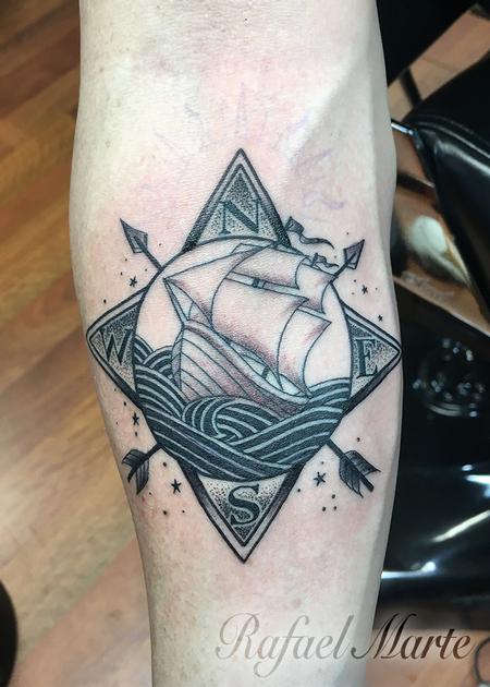 Rafael Marte - Blackwork Sail ship with compass and waves